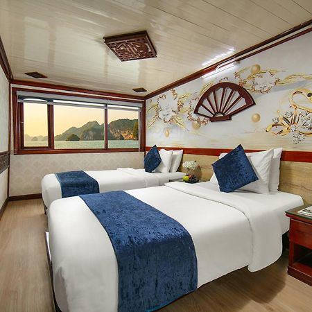 Fantasea Imperial Cruise Hotel ฮาลอง ภายนอก รูปภาพ