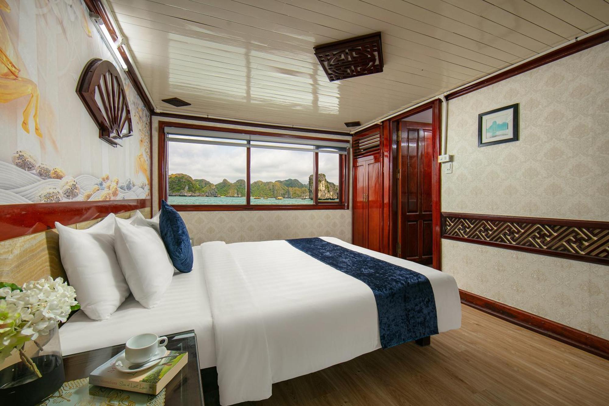 Fantasea Imperial Cruise Hotel ฮาลอง ภายนอก รูปภาพ